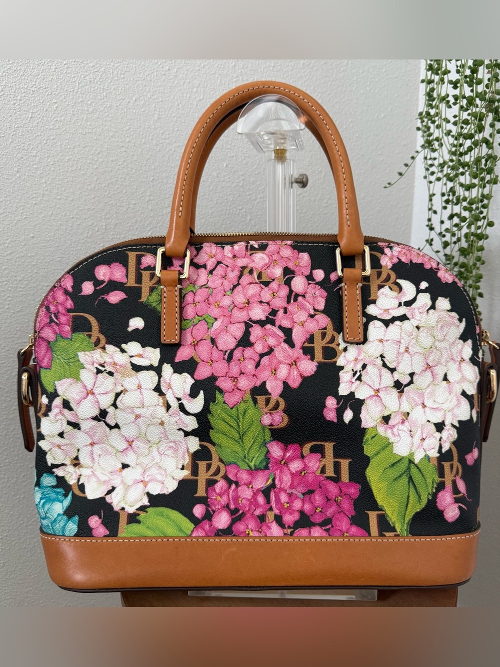Dooney & Bourke Black Monogramed Hydrangea Domed Zip Satchel With Tan Trim - Picture 4 of 8